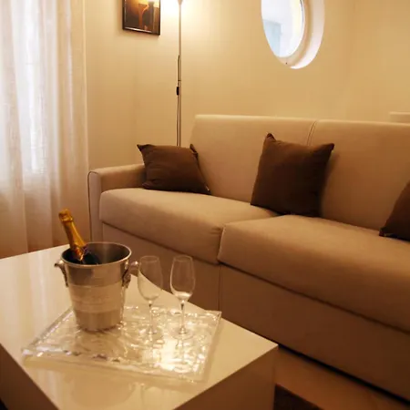 Dimoraviapiadue Savone