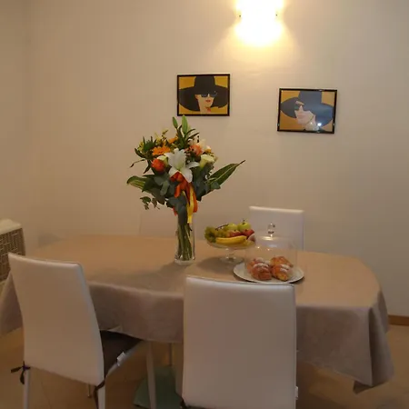 Dimoraviapiadue Apartamento *